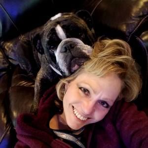 Meet your Posher, Carrie